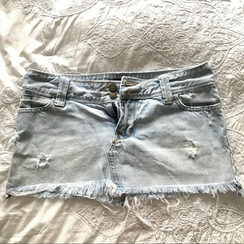 ✨Vintage 2000s Denim Hollister Skirt